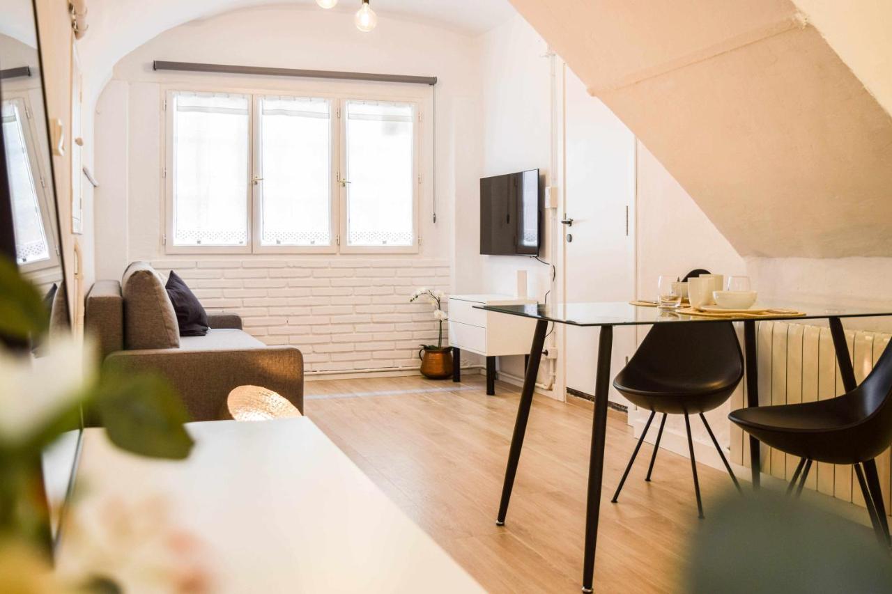 Casa Besalu Estudio En El Centro Del Pueblo Kültér fotó