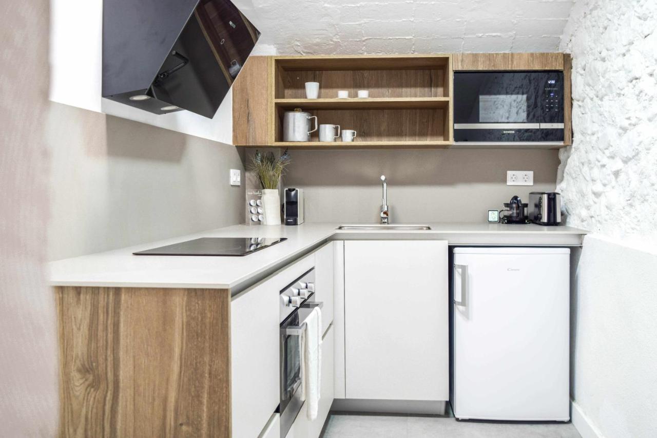 Casa Besalu Estudio En El Centro Del Pueblo Kültér fotó