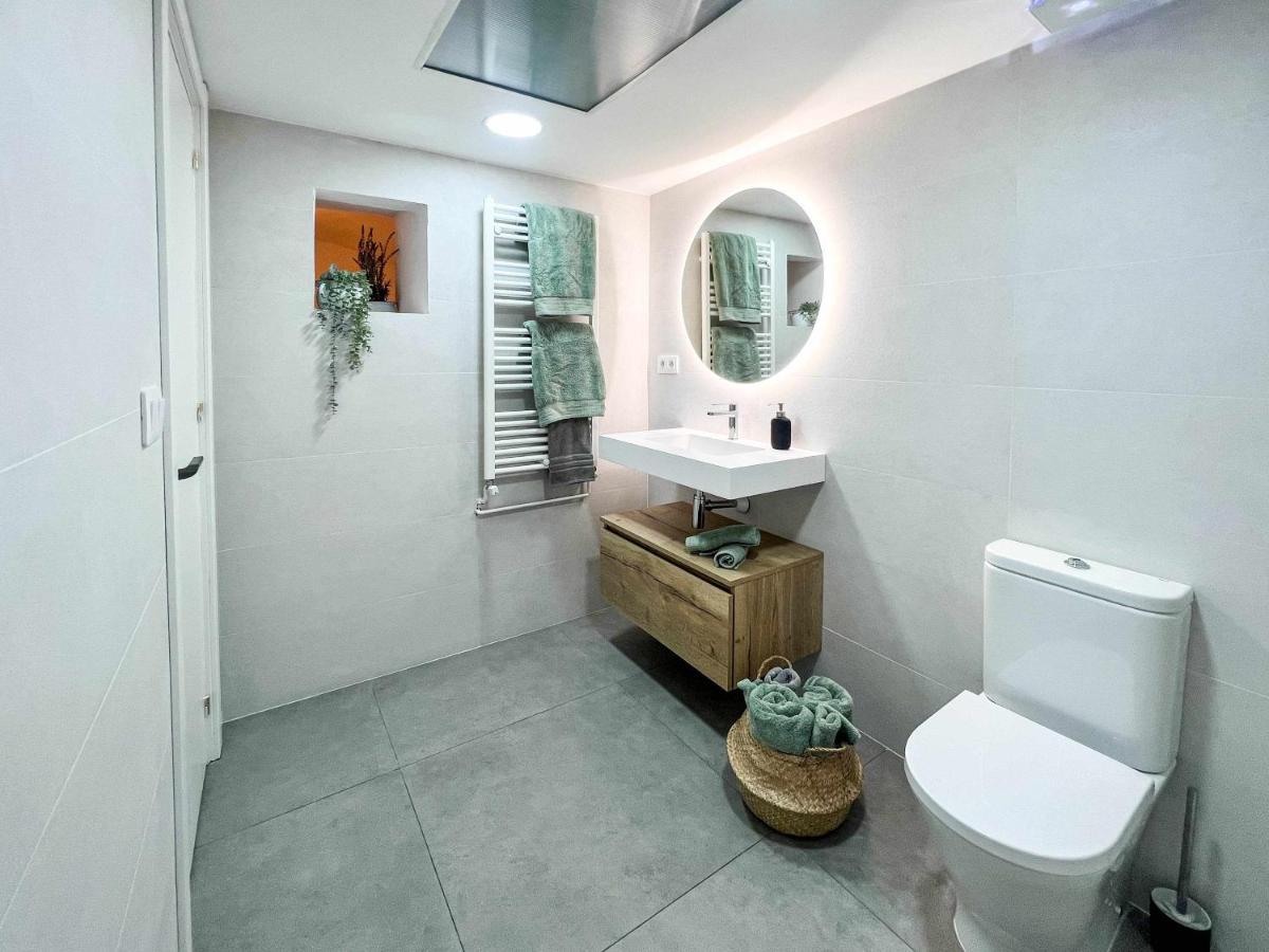 Casa Besalu Estudio En El Centro Del Pueblo Kültér fotó