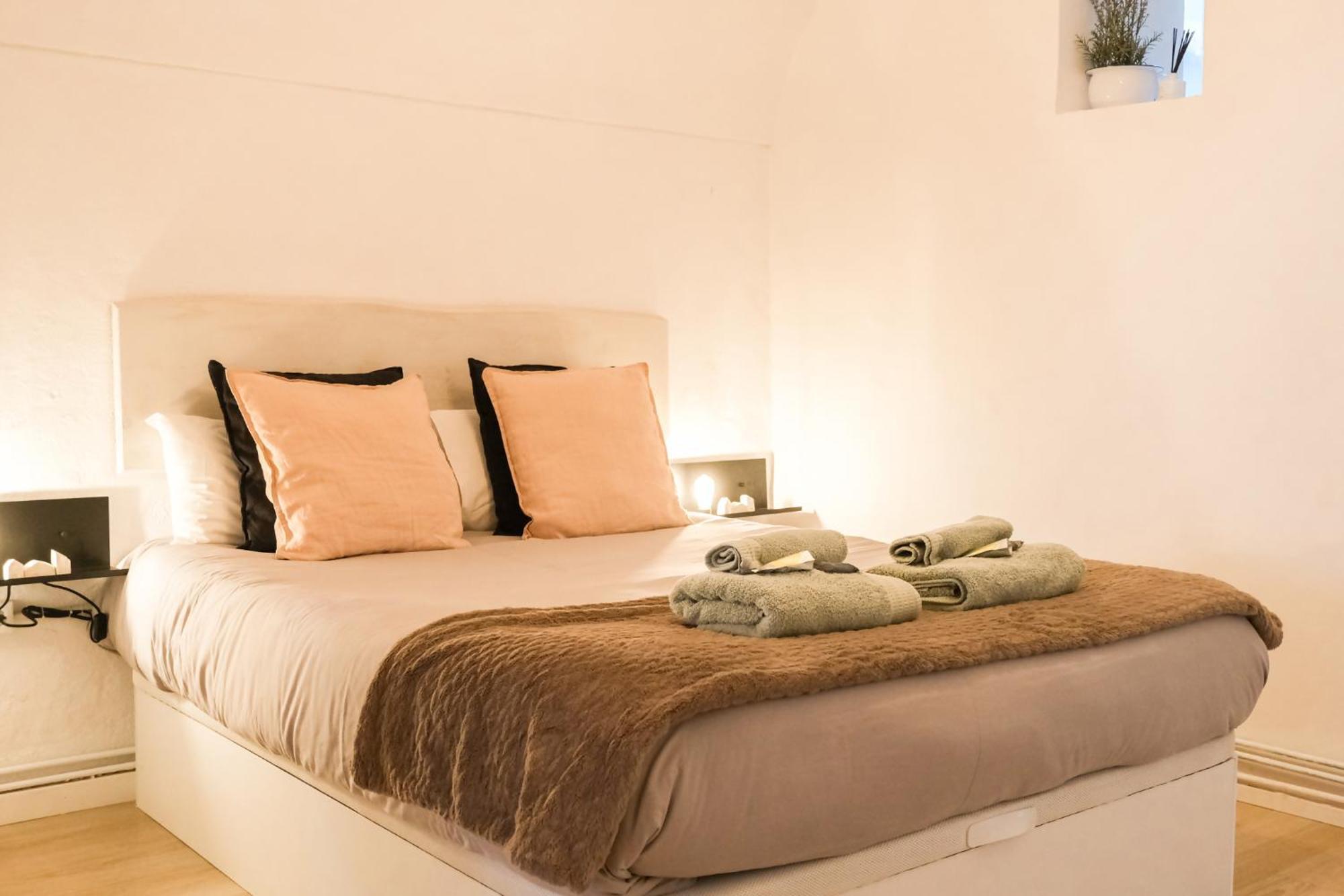 Casa Besalu Estudio En El Centro Del Pueblo Kültér fotó